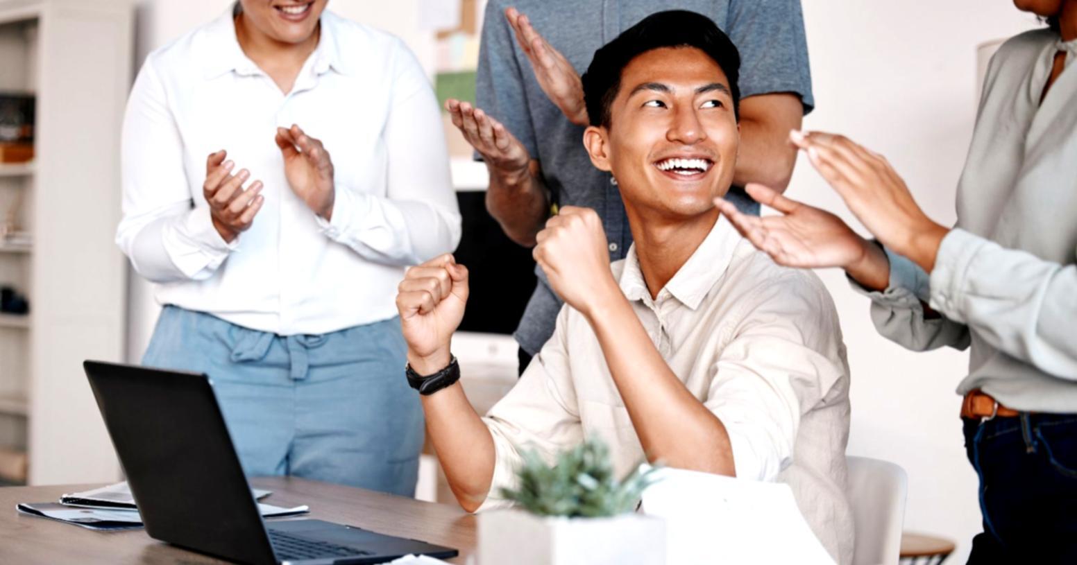 Sesiune de practică în grup pentru abilități de ascultare